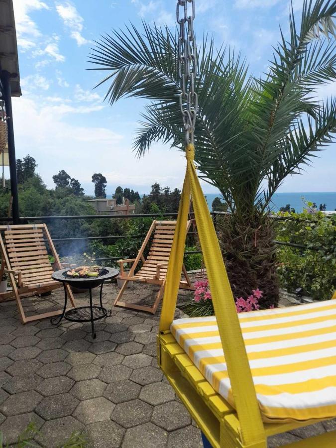 Kemeni Gardens Hotel Batumi Bagian luar foto